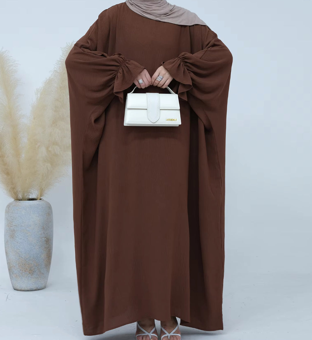 Abaya avec hijab intégré