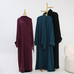 Ensemble abaya et hijab boutonné