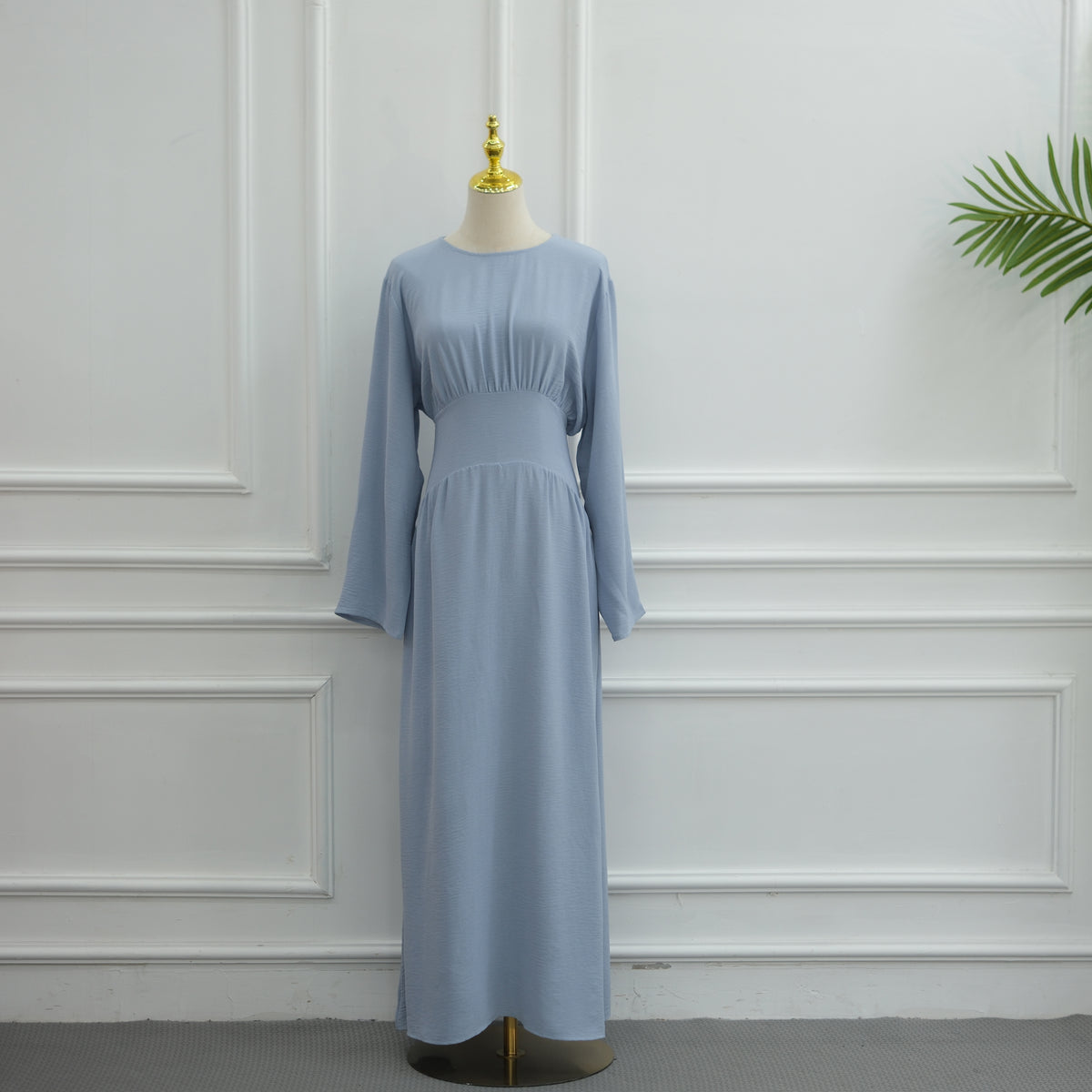Robe cintrée à la taille