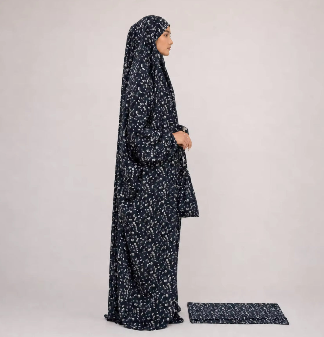 Ensemble tenue de prière