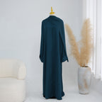 Ensemble abaya et hijab boutonné