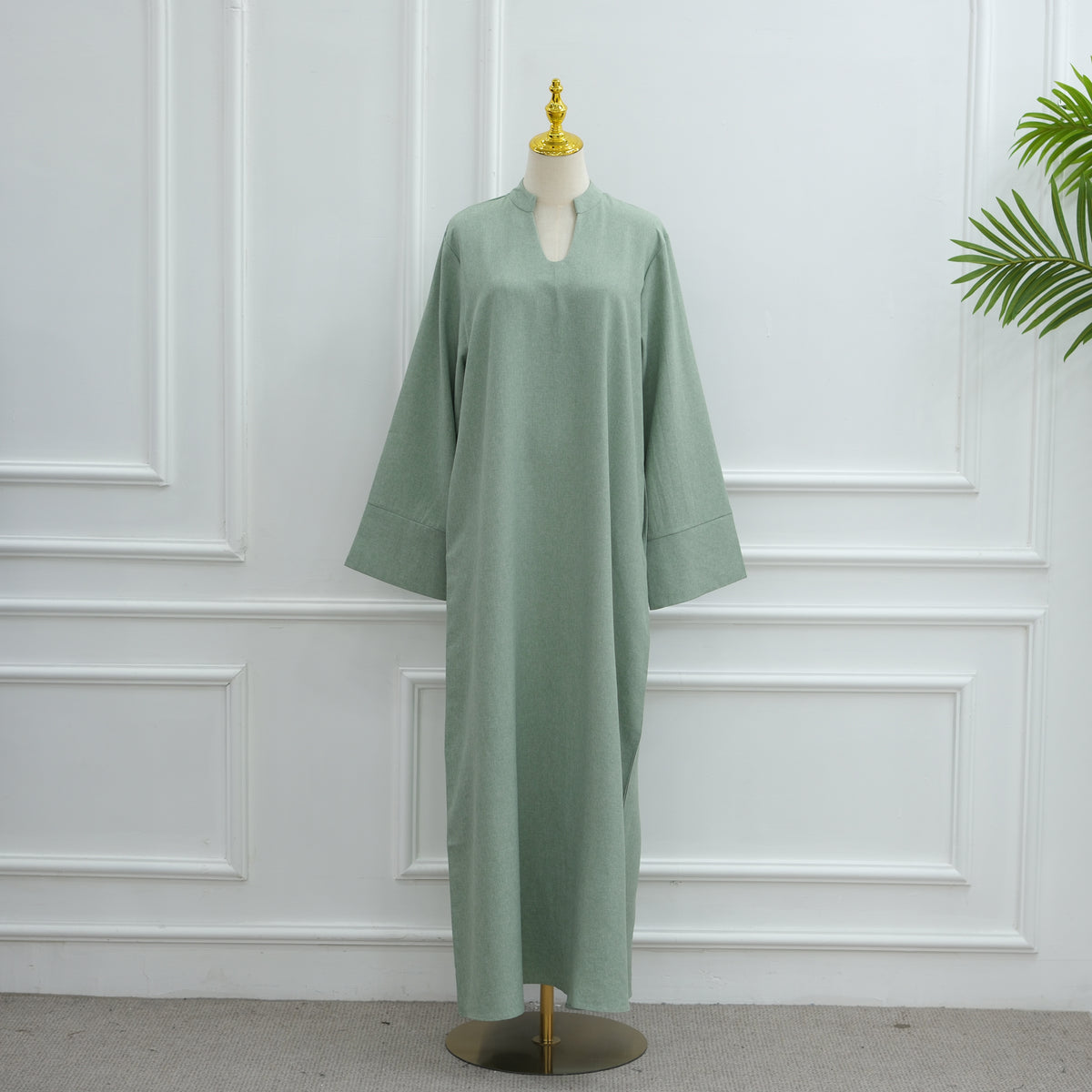 Abaya longue à col V