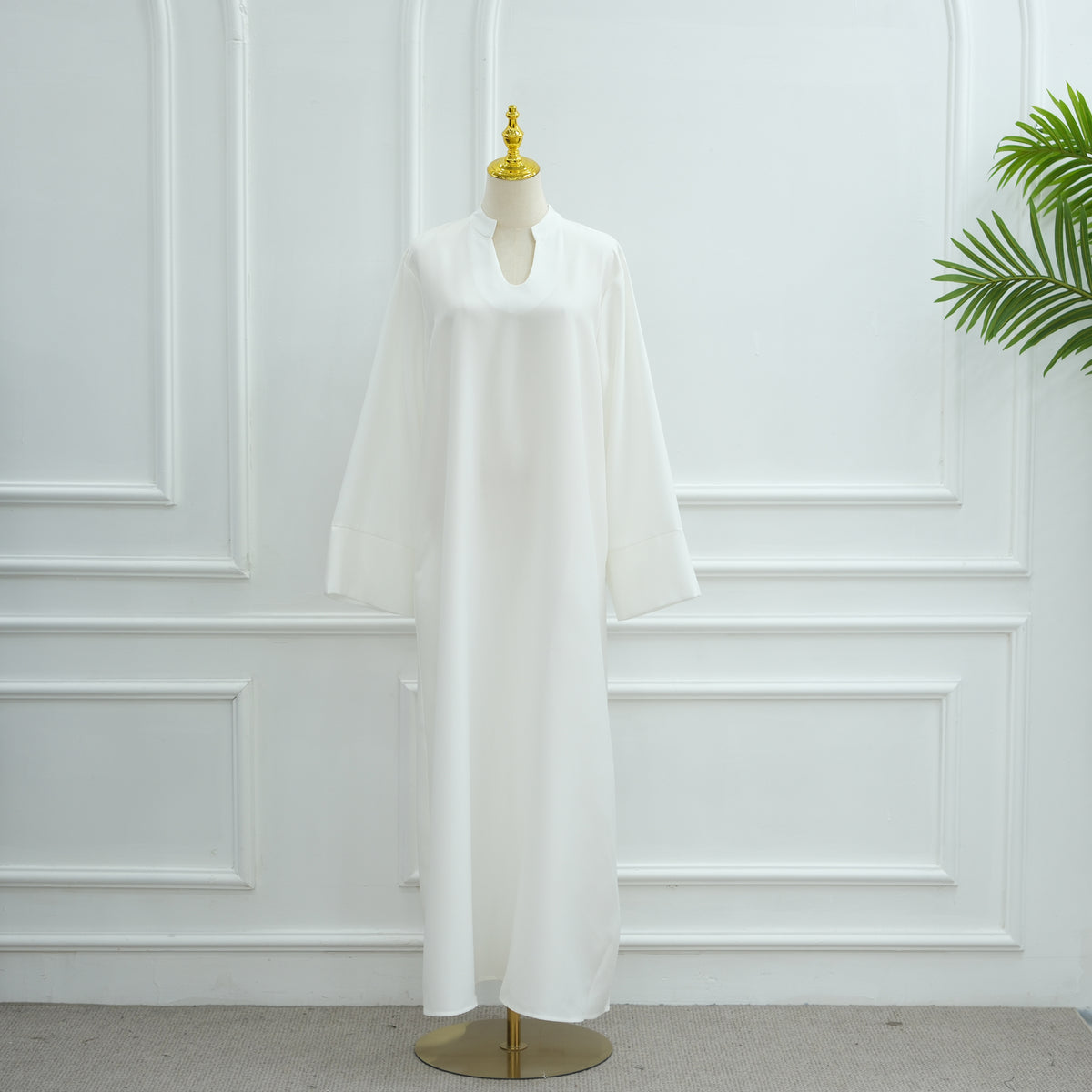 Abaya longue à col V