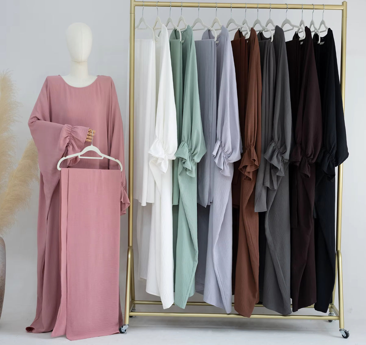 Abaya avec hijab intégré