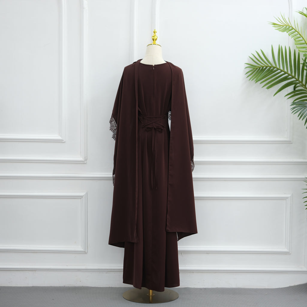 Abaya à Cape Amovible et Finitions Dentelle