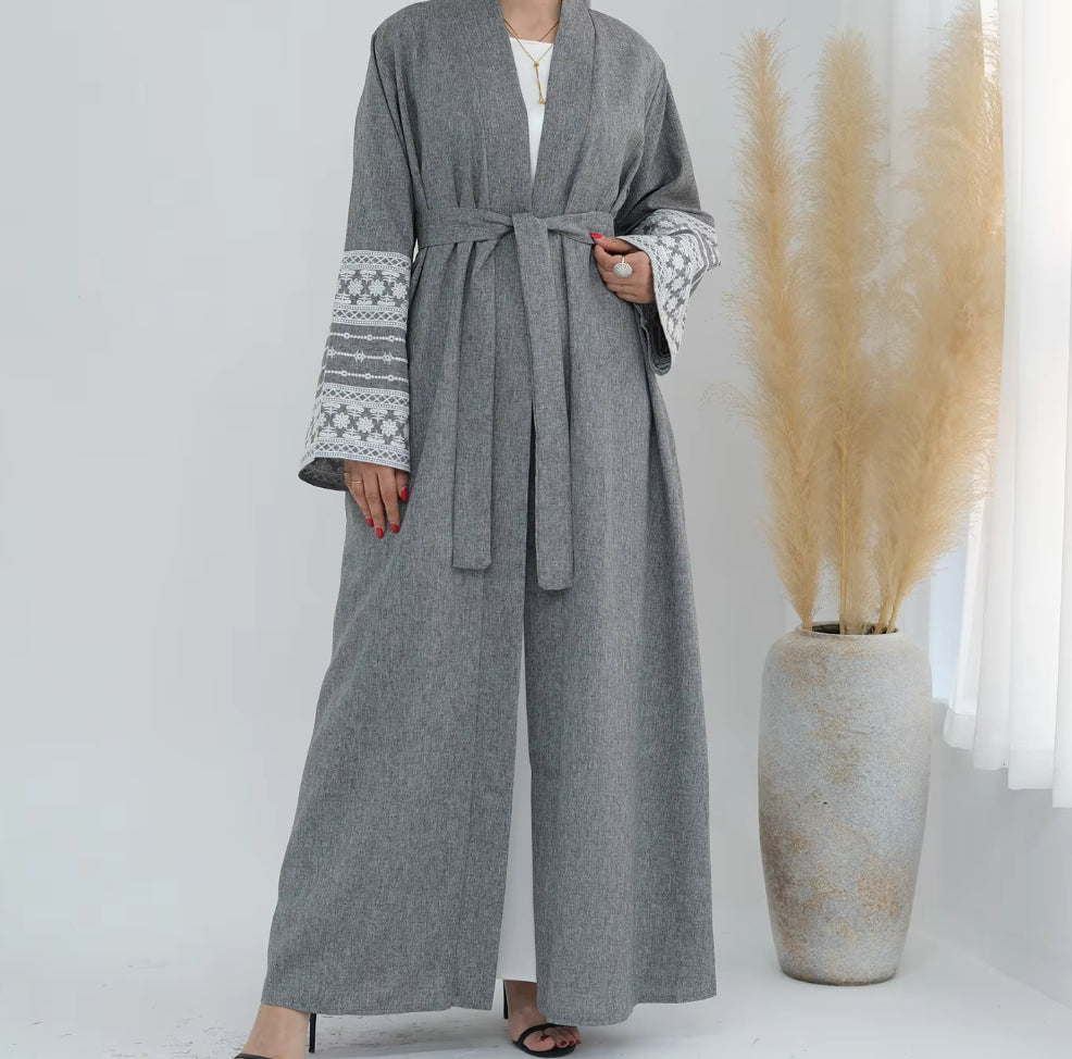 Kimono brodé