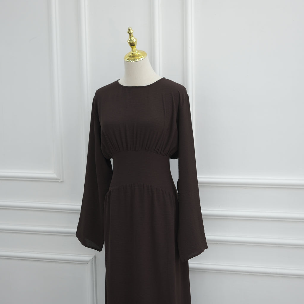 Robe cintrée à la taille