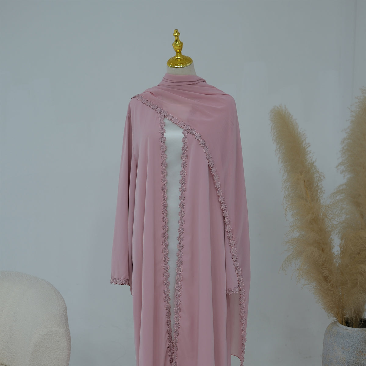 Abaya avec Hijab – Dentelle Florale