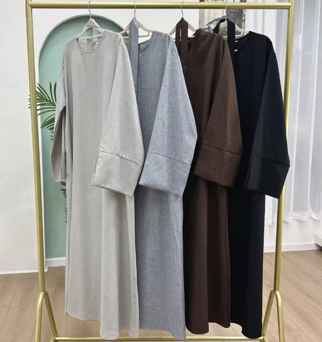 Abaya longue avec ceinture