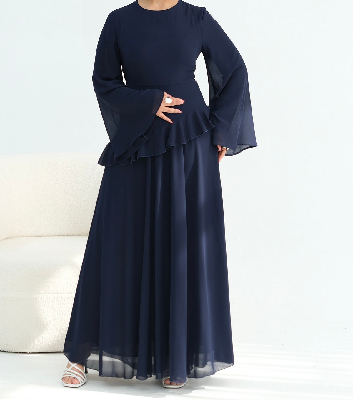Robe asymétrique à volants