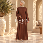 Robe évasée à lacets ajustables